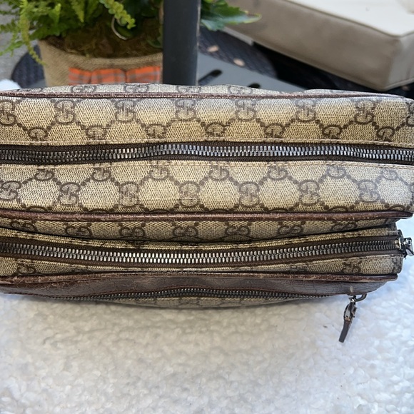 Gucci Gg Supreme Gg Plus Shoulder Bag - Picture 2 of 13